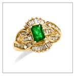 Emeraude forme navette